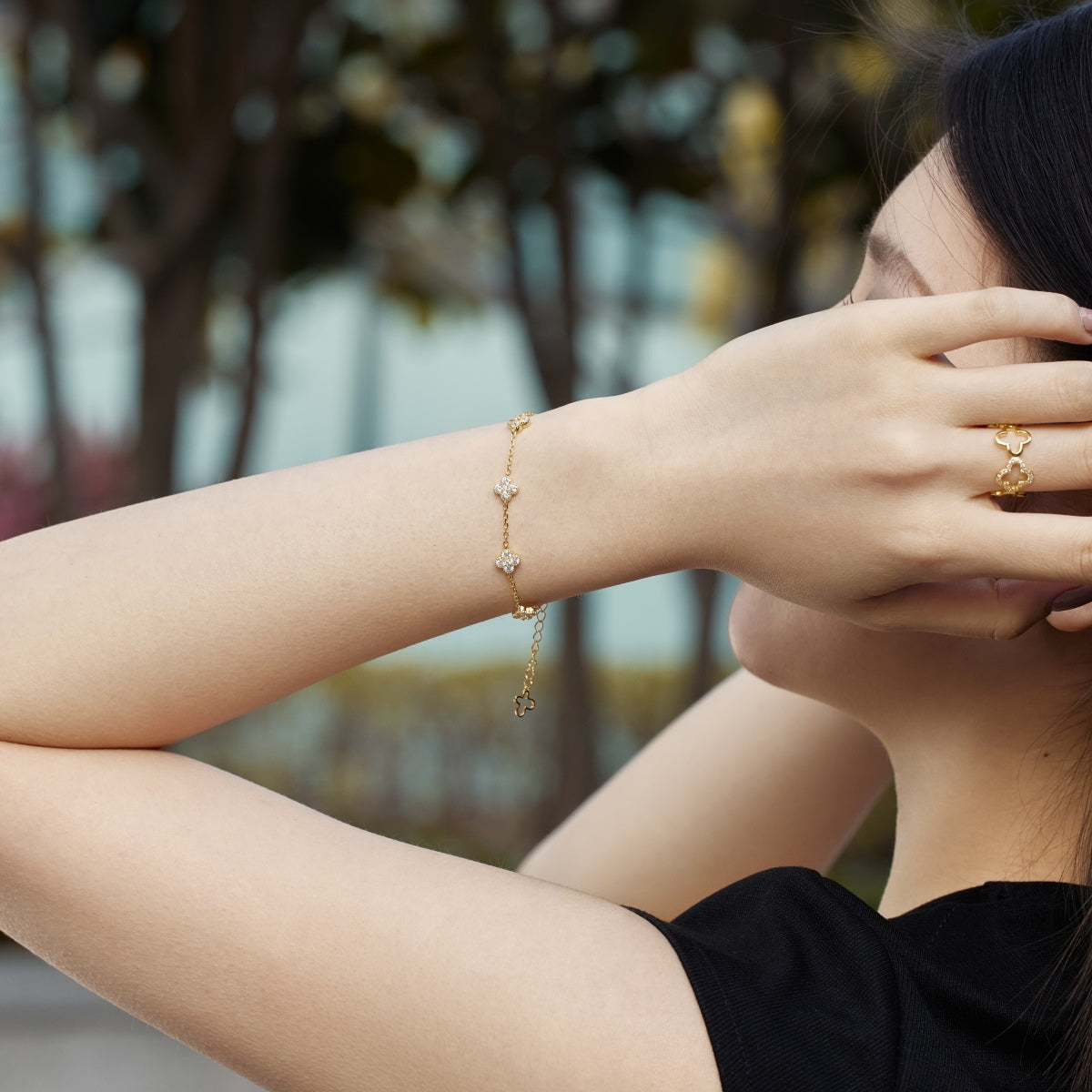 [Noble Jewelry]Four-Leaf Clover Hollow Butterfly Bracelet