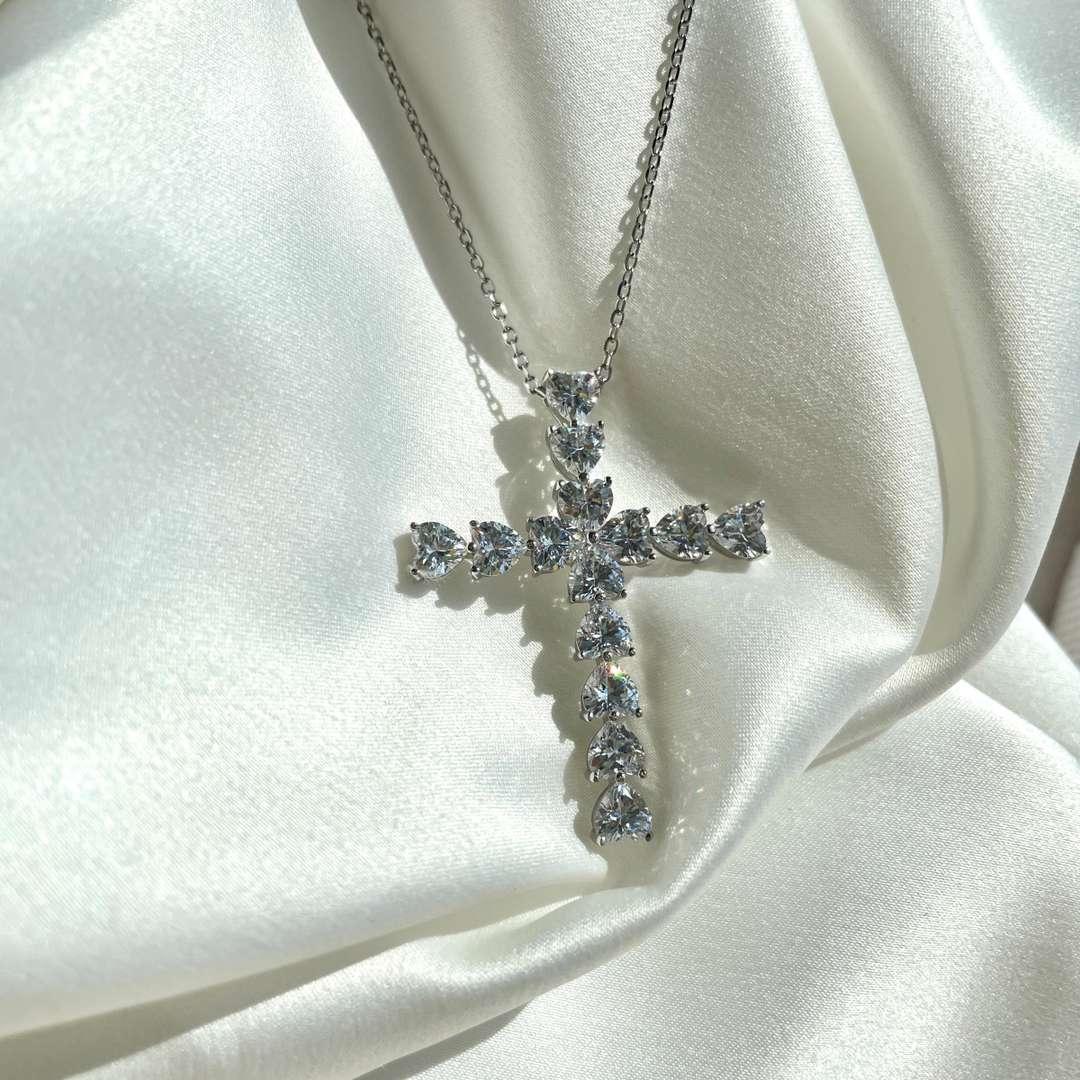 [Noble Jewelry]Radiant Cross Shape Necklace