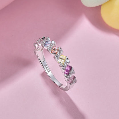 [Noble Jewelry]Delicate Vibrant Emerald Cut Daily Ring