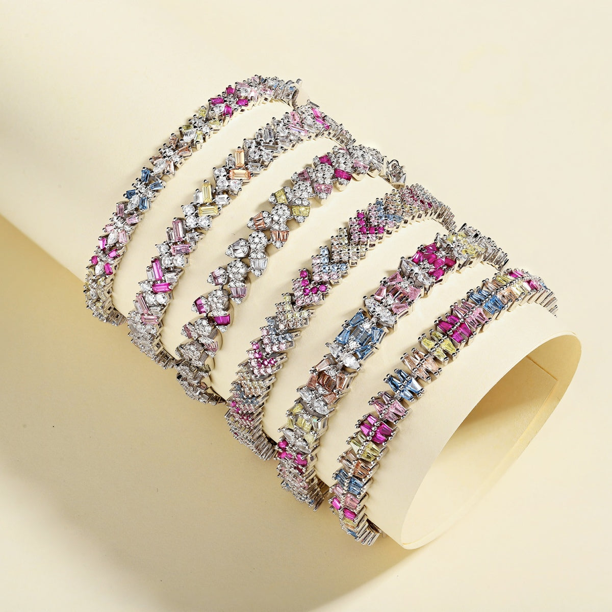 [Noble Jewelry]Dazzling Unique Multi Shape Daily Bracelet