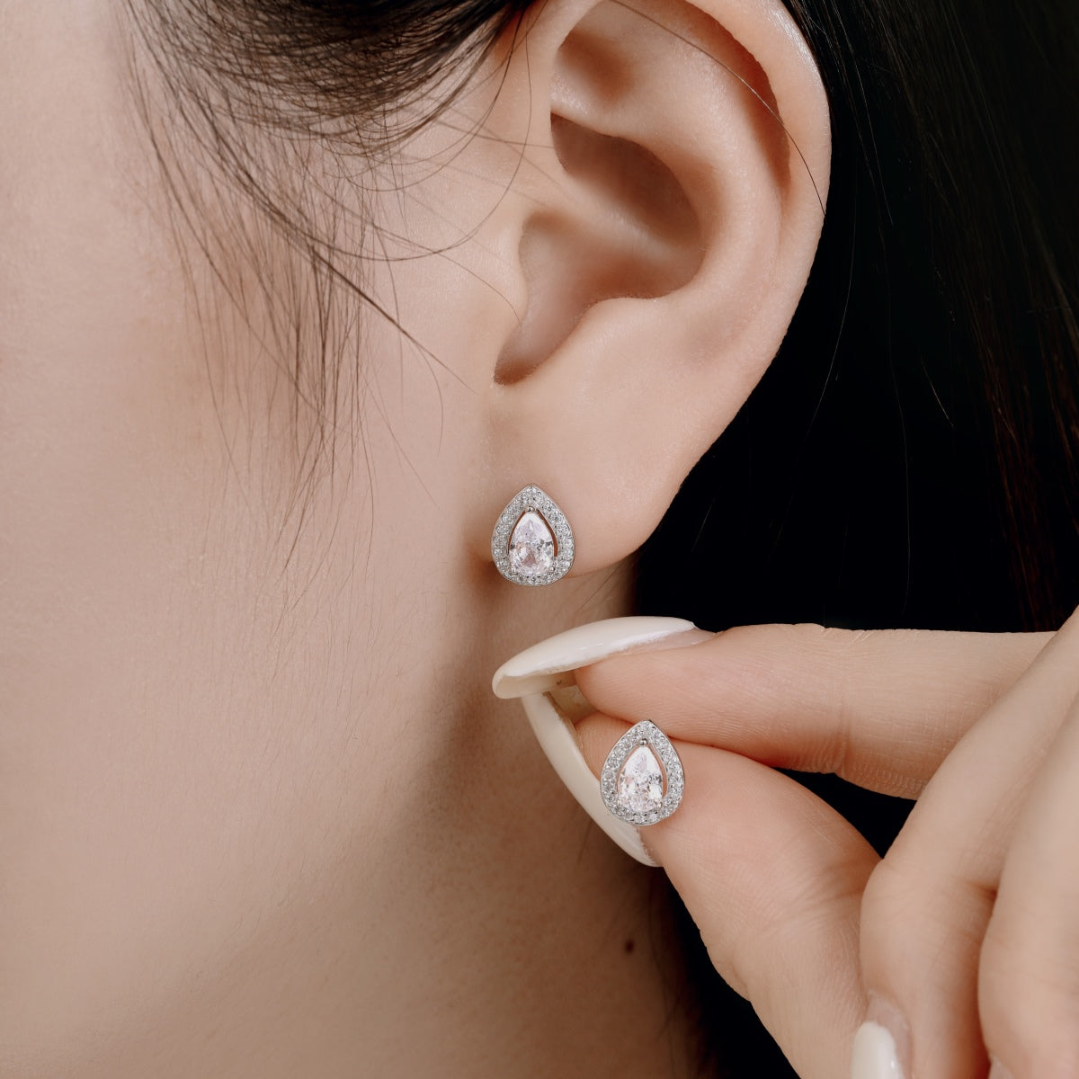 [Noble Jewelry]Luxurious Water Drop Shape Earrings