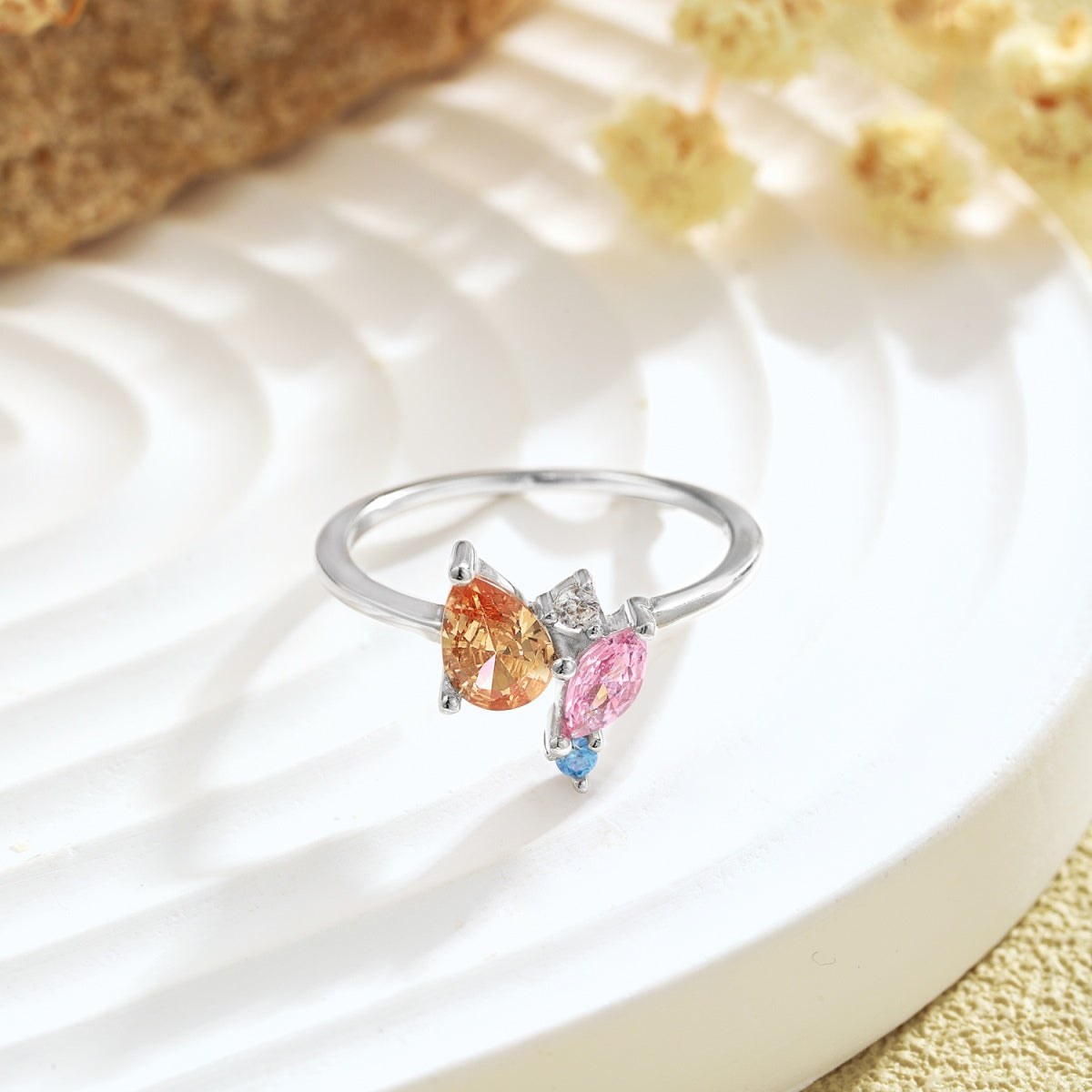 [Noble Jewelry]Radiant Colorful Multi Cut Daily Ring