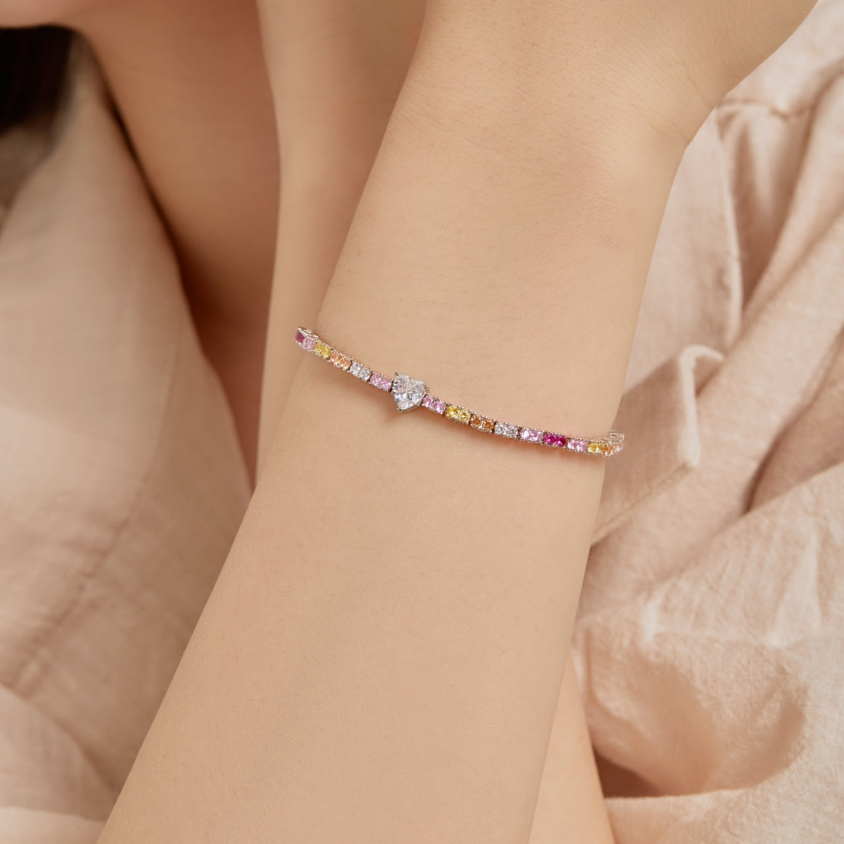 [Noble Jewelry]Delicate Romantic Heart Shape Lover Bracelet