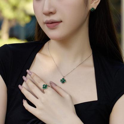 [Noble Jewelry]Heart-Shaped Four-Leaf Clover Bead Necklace