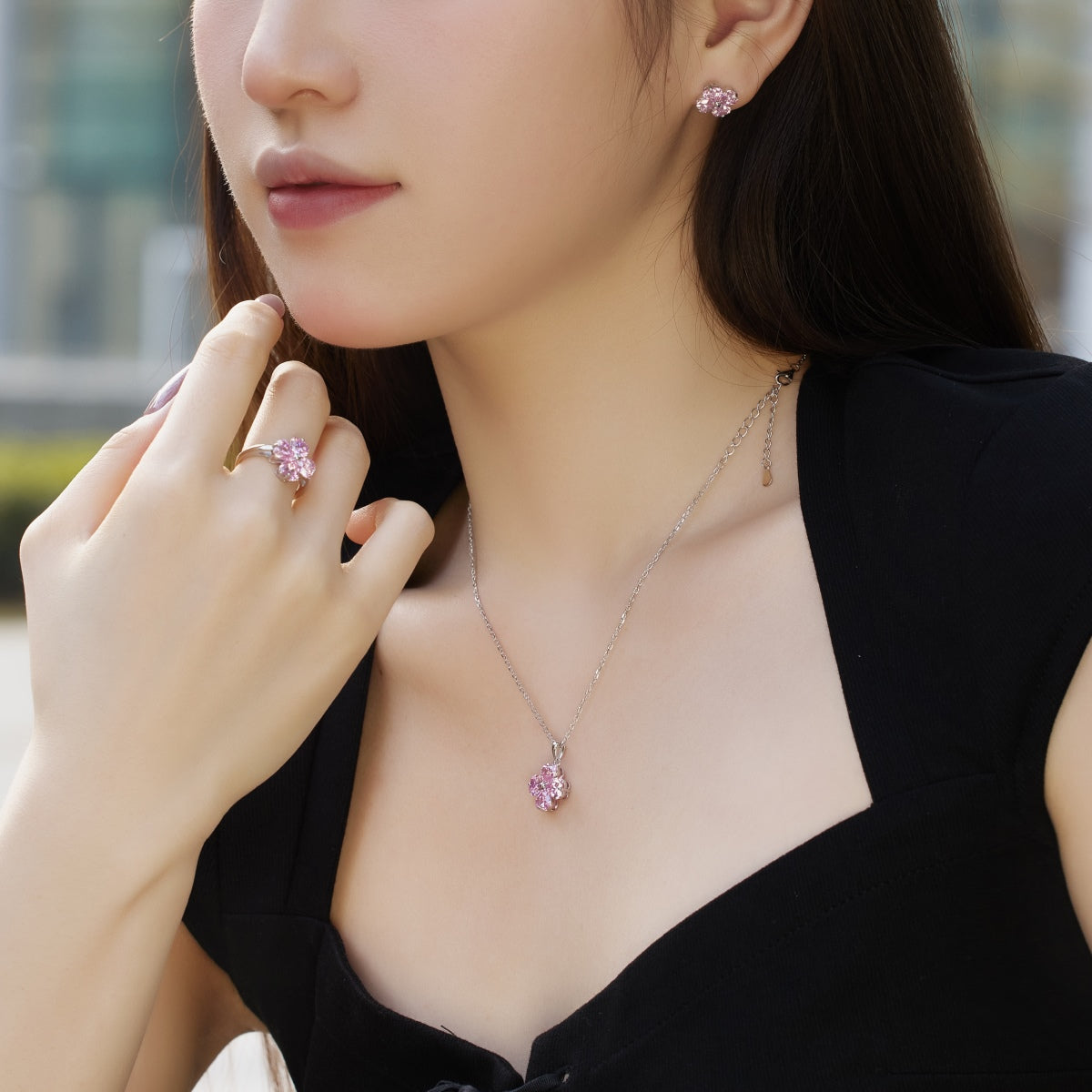 [Noble Jewelry]Heart-Shaped Four-Leaf Clover Bead Necklace