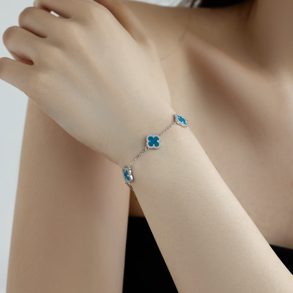 [Noble Jewelry]Four-Leaf Clover Exquisite Bracelet