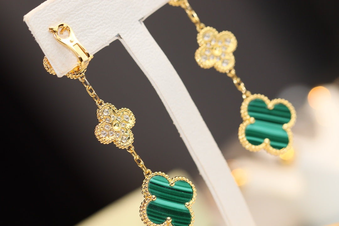 [Noble Jewelry]CLOVER EARRINGS GOLD MALACHITE DIAMOND 3 MOTIF