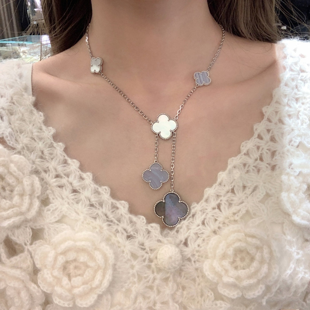 [Noble Jewelry]CLOVER MOP CHALCEDONY NECKLACE SILVER 6 MOTIF