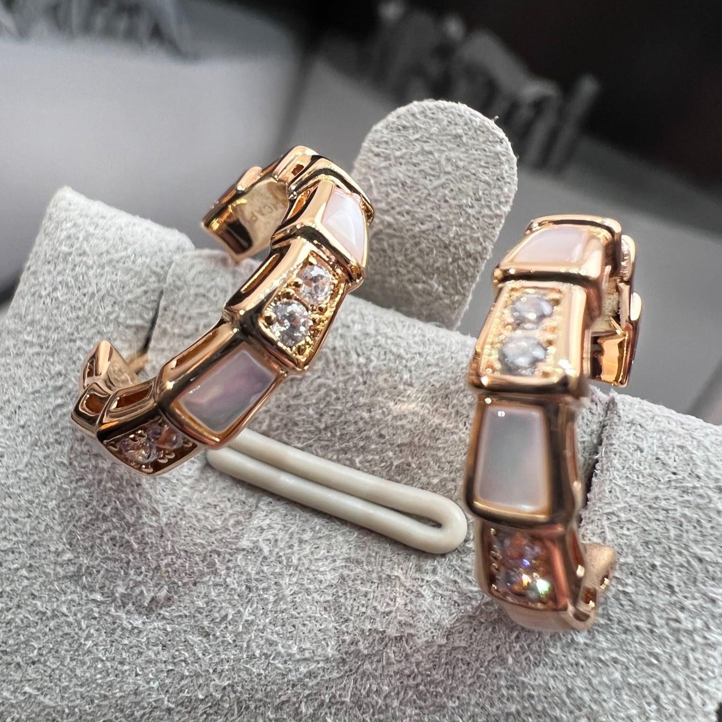 [Noble Jewelry]SERPENTI MOP PINK GOLD EARRINGS