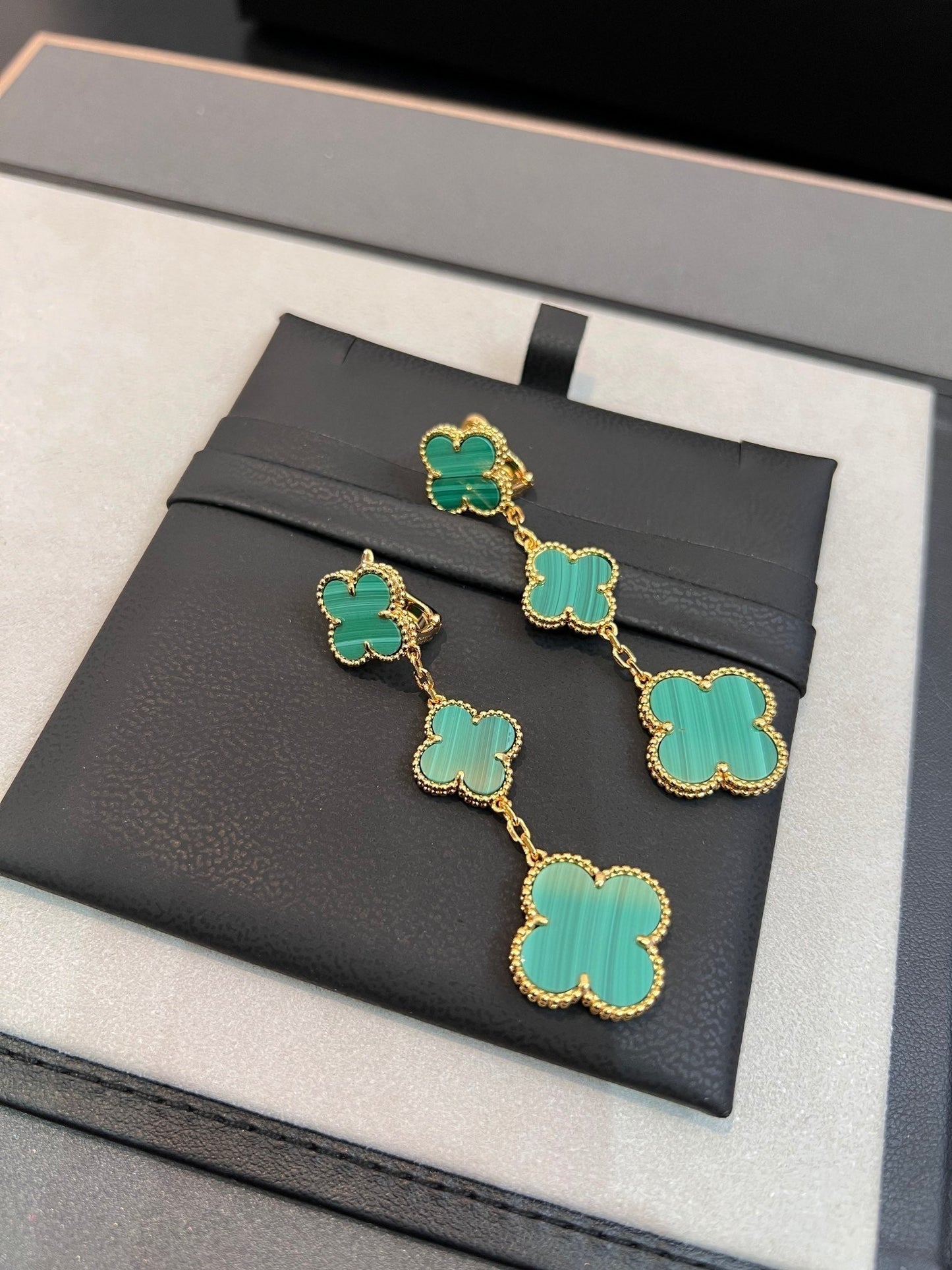 [Noble Jewelry]CLOVER MALACHITE 3 MOTIFS GOLD