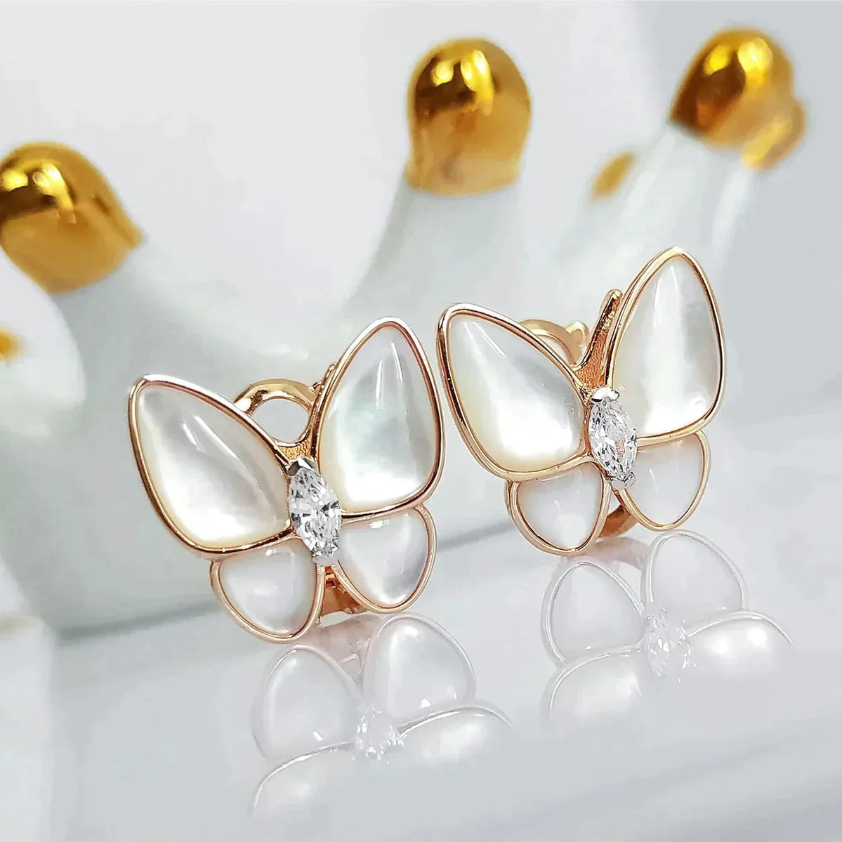 [Noble Jewelry]BUTTERFLY MOP DIAMOND EARRINGS