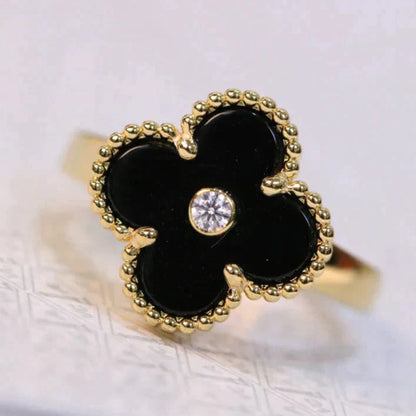 [Edler Schmuck] KLEEBLATT ONYX RING GOLD DIAMANT