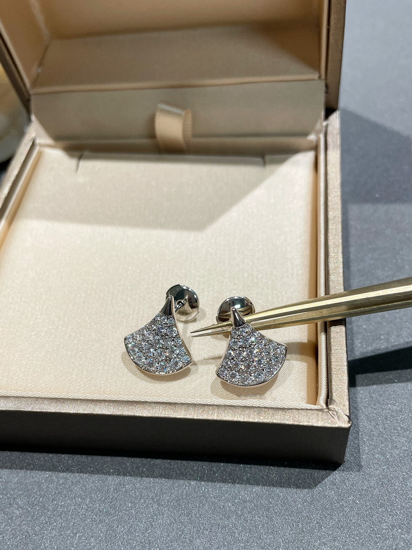 [Noble Jewelry]DREAM STUD EARRINGS DIAMOND