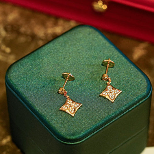 [Noble Jewelry]STAR DIAMONDS EARRINGS GOLD