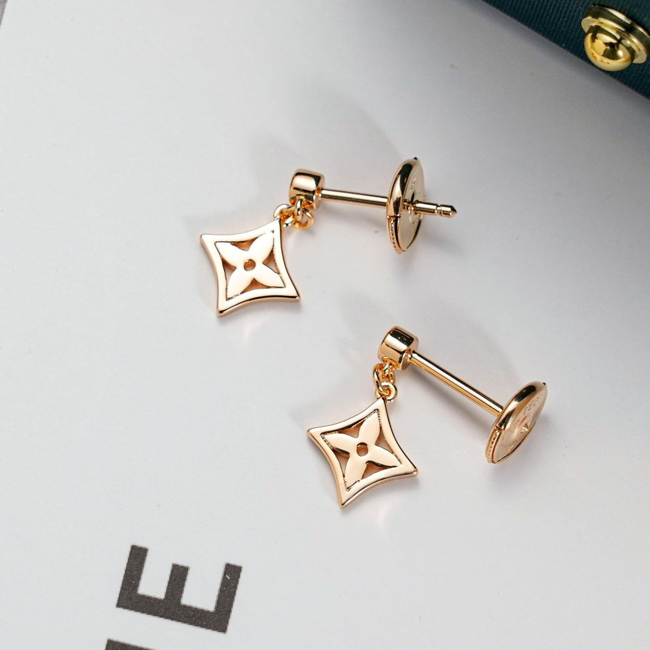 [Noble Jewelry]STAR EARRINGS GOLD