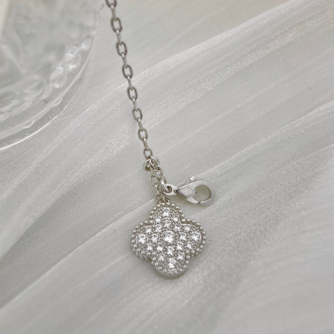 [Noble Jewelry]CLOVER 5 MOTIFS SILVER DIAMONDS NECKLACE