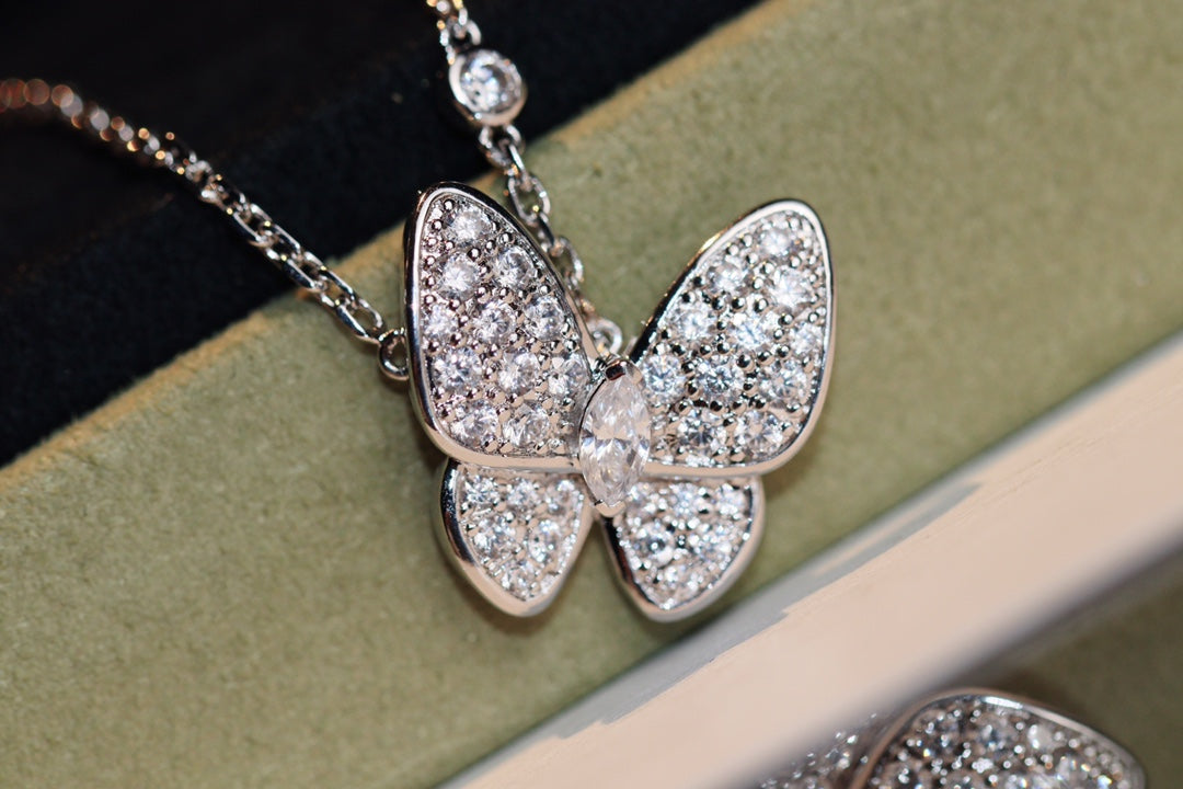 [Noble Jewelry]BUTTERFLY DIAMOND NECKLACE