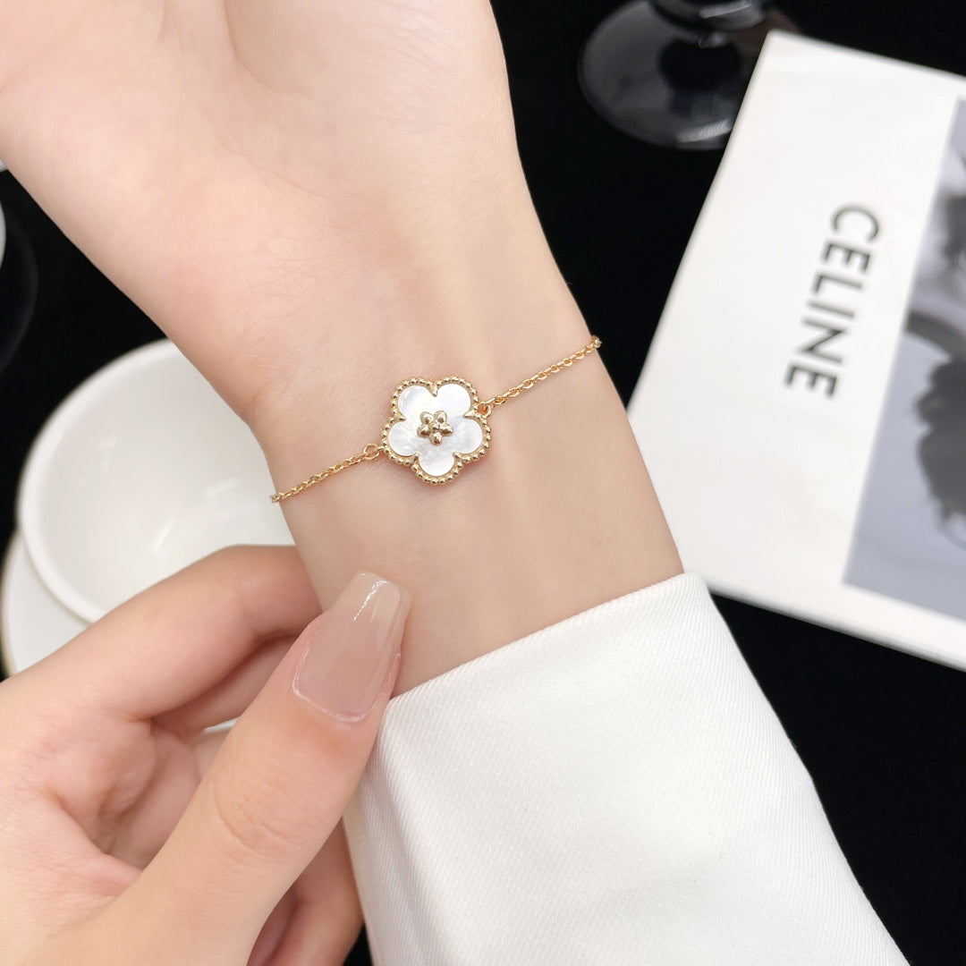 [Noble Jewelry]LUCKY SPRING ROSE GOLD MOP BRACELET