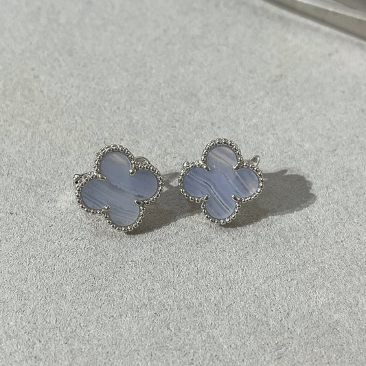 [Noble Jewelry]CLOVER CHALCEDONY SILVER STUD EARRINGS