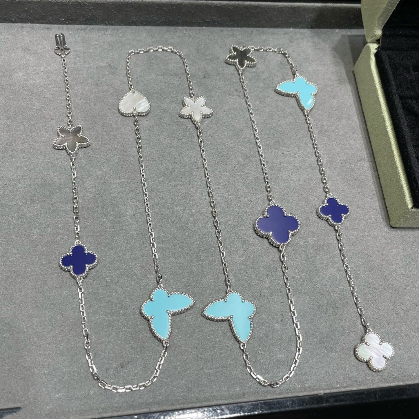 [Noble Jewelry]LUCKY CLOVER SILVER 11 MOTIF NECKLACE