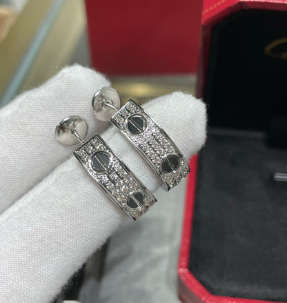 [Noble Jewelry]LOVE CERAMIC DIAMOND PAVED SILVER EARRINGS