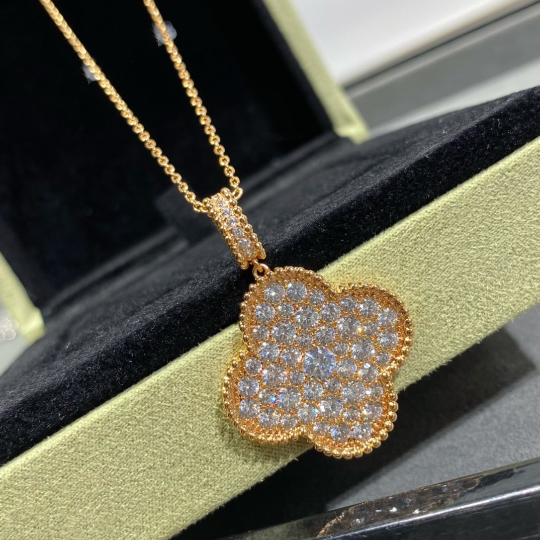 [Noble Jewelry]CLOVER 25MM LARGE PEDANT DIAMOND PAVED LONG NECKLACE