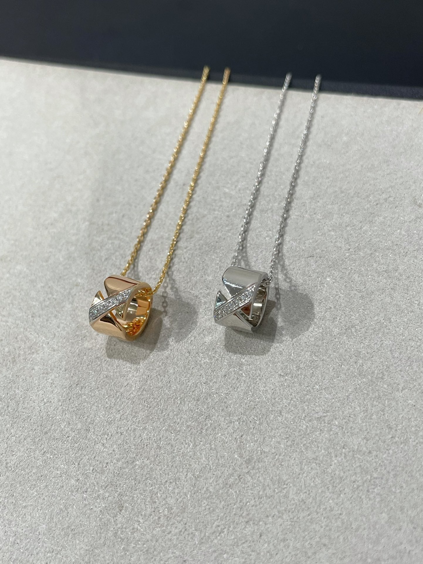 [Noble Jewelry]LIENS EVIDENCE DIAMOND NECKLACE