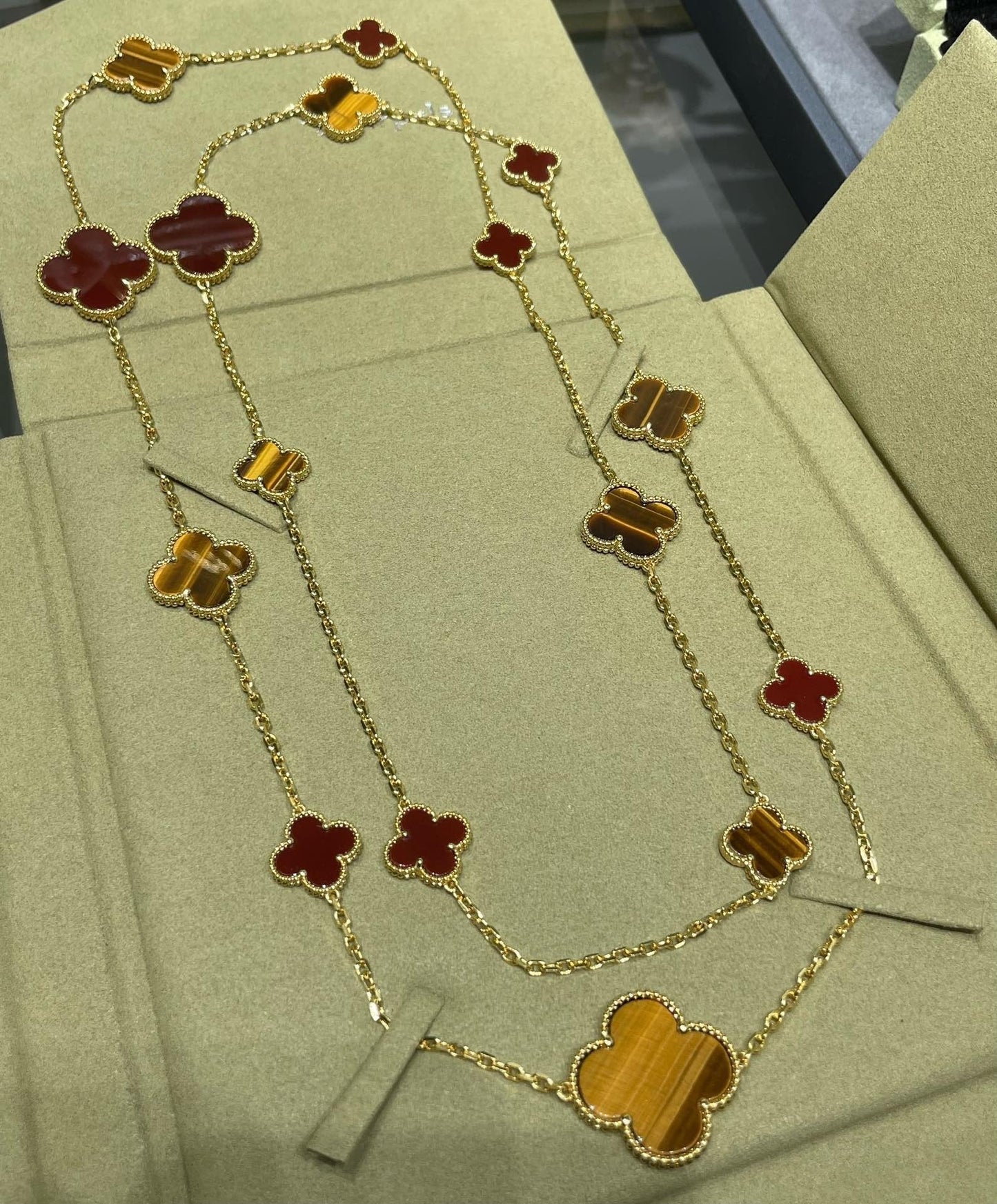 [Edler Schmuck] KLEEBLATT 16 MOTIV KARNEOL TIGERAUGE ROSÉGOLD HALSKETTE