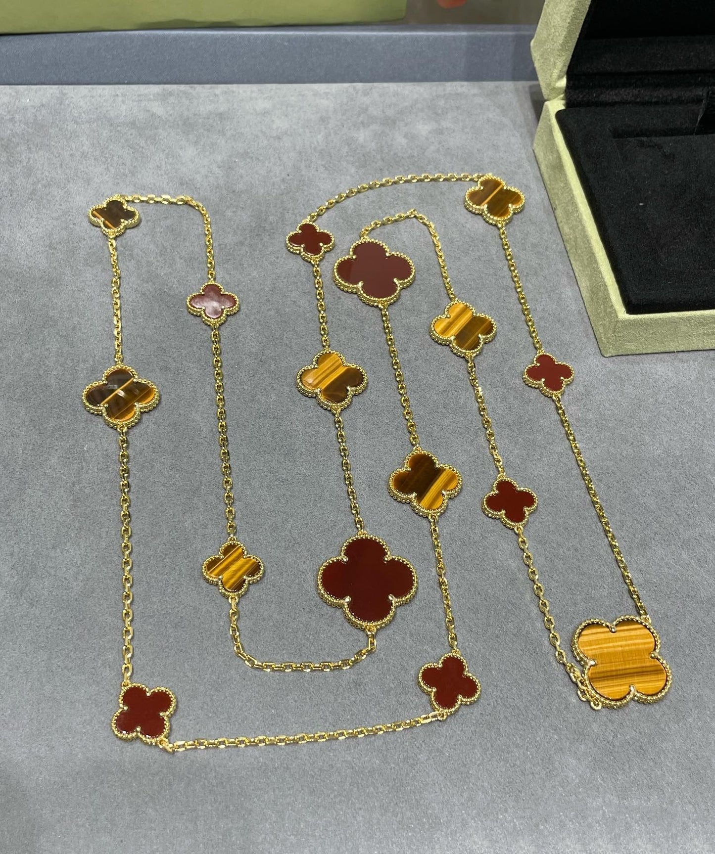 [Noble Jewelry]CLOVER 16 MOTIF CARNELIAN TIGER EYE ROSE GOLD NECKLACE