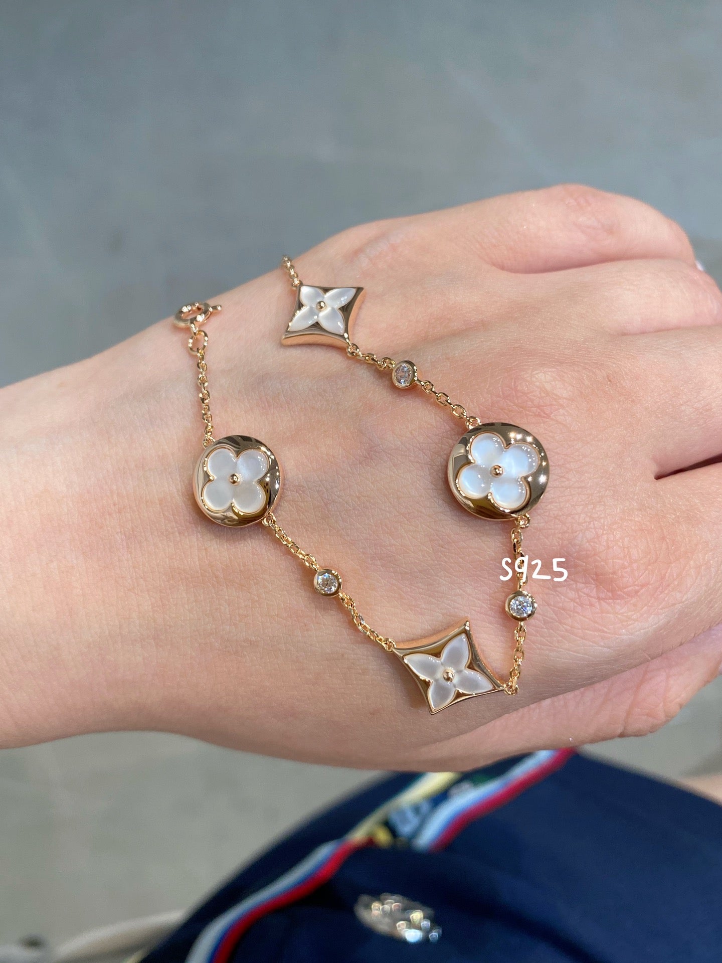 [Noble Jewelry]STAR AND SUN 4 MOTIF WHITE MOP PINK GOLD BRACELET