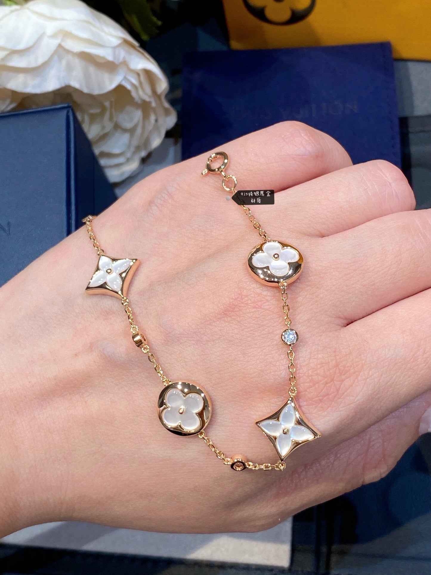 [Noble Jewelry]STAR AND SUN 4 MOTIF WHITE MOP PINK GOLD BRACELET