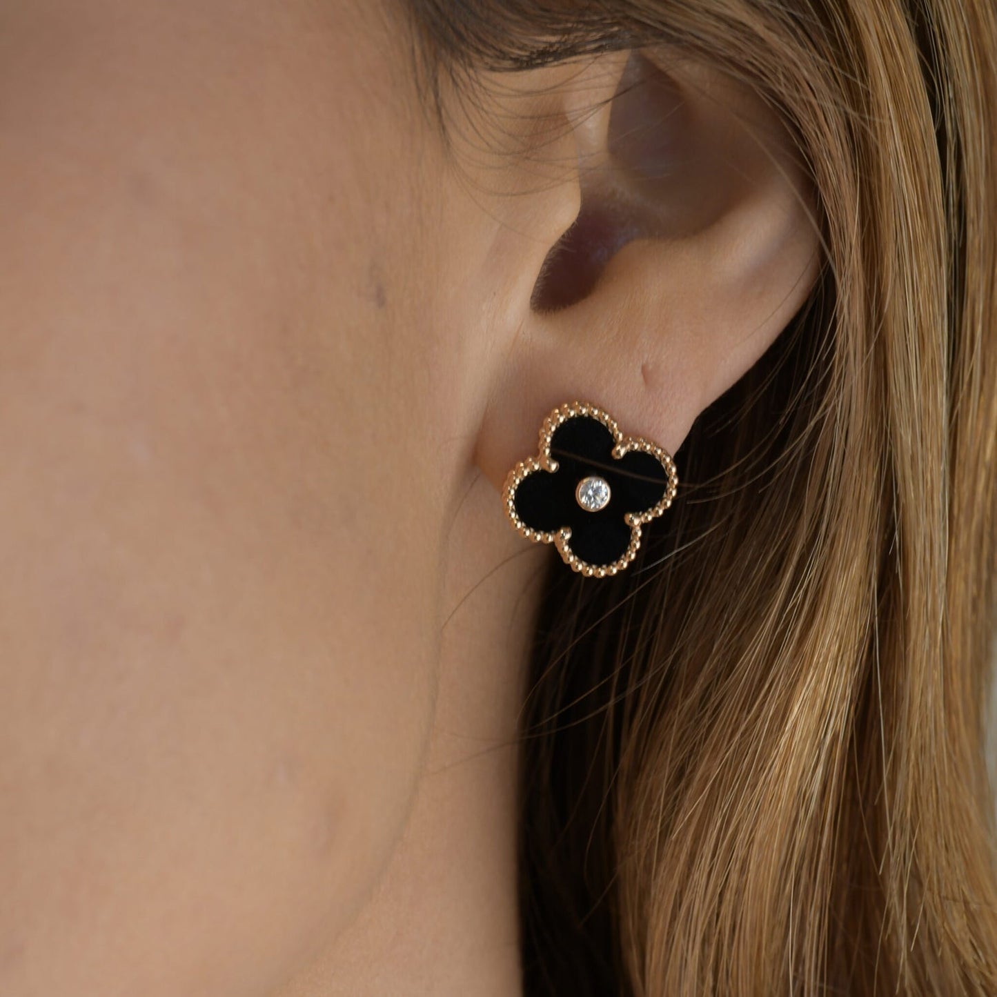 [Noble Jewelry]CLOVER MEDIUM 1 MOTIFS ONYX DIAMOND EARRINGS