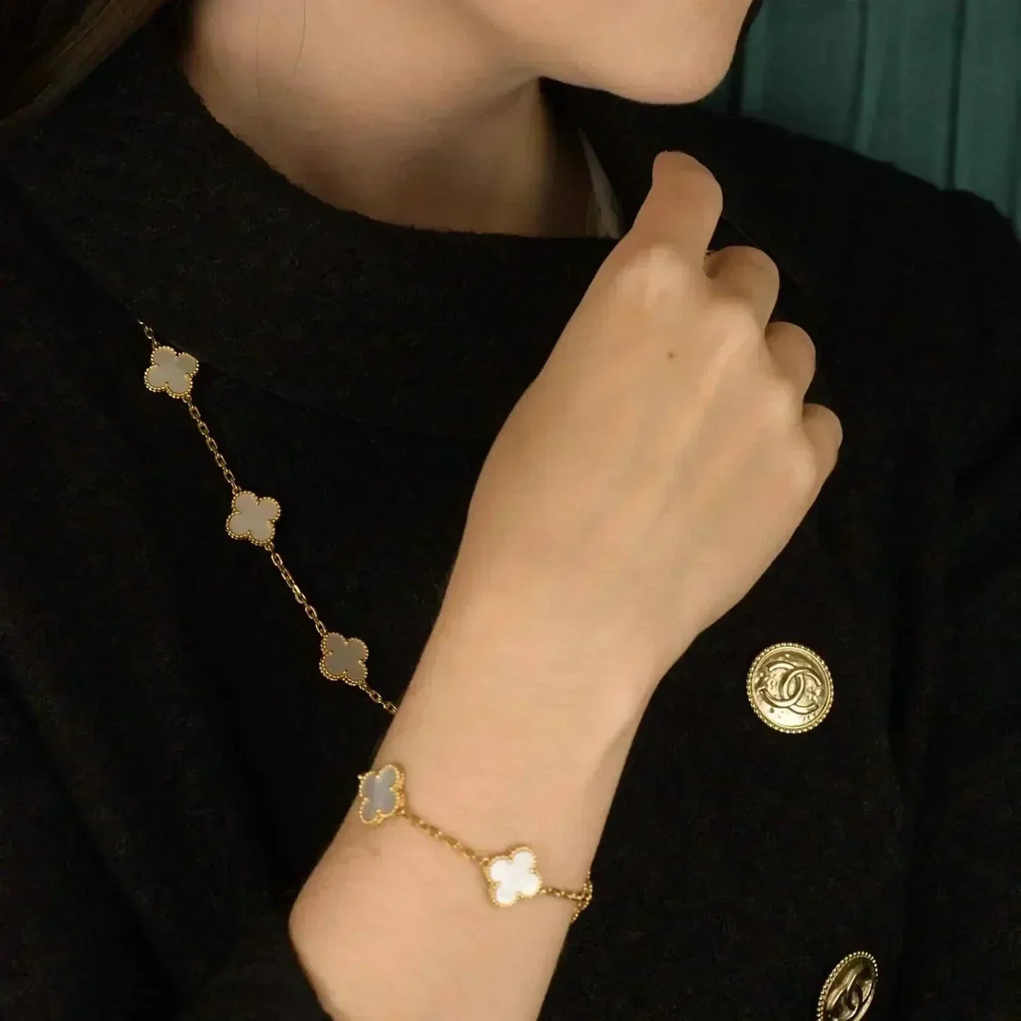 [Noble Jewelry]CLOVER  5 MOTIF WHITE MOP BRACELET