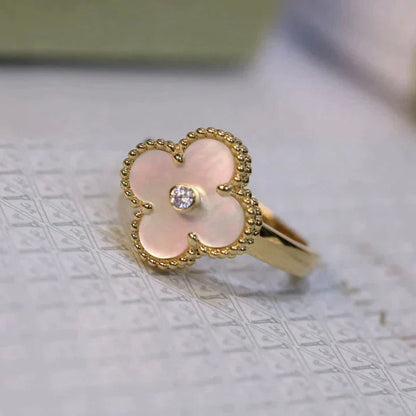 [Edler Schmuck] CLOVER PINK MOP RING GOLD DIAMANT