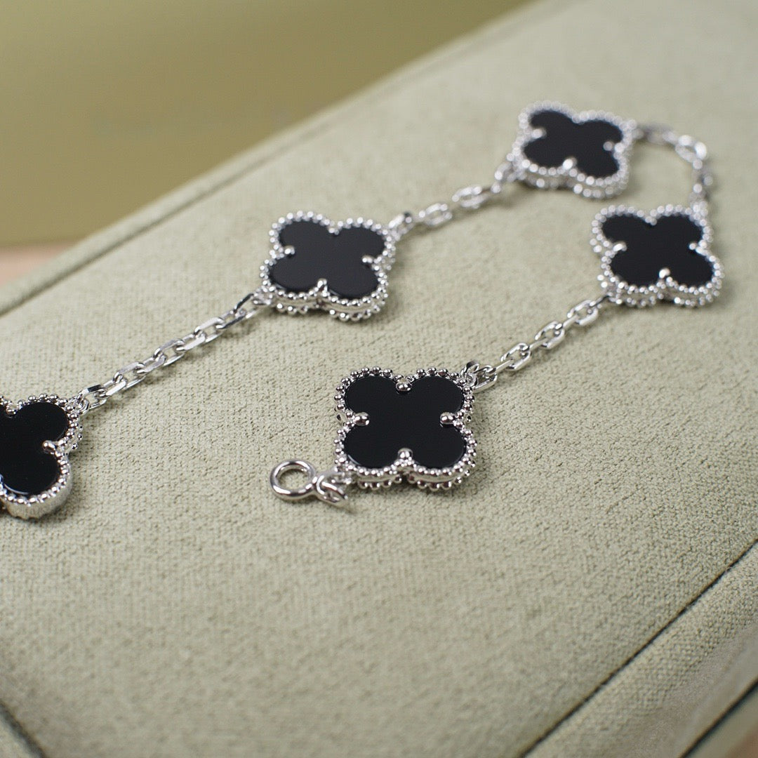 [Noble Jewelry]CLOVER 5 MOTIF ONYXS  BRACELET SILVER