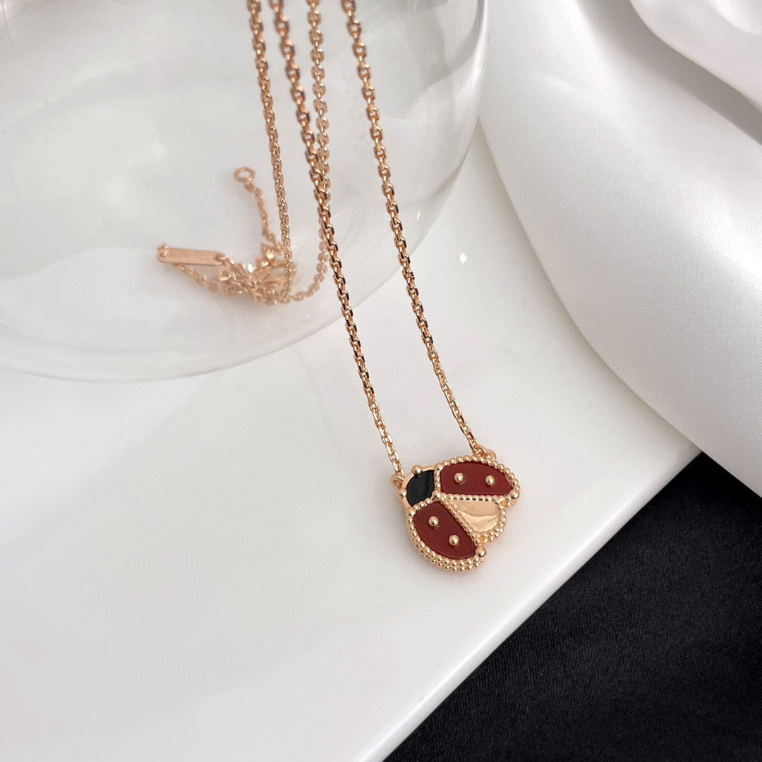 [Noble Jewelry]LUCKY  CARNELIANS LADYBUG NECKLACE