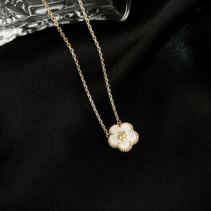 [Noble Jewelry]LUCKY  WHITE MOP  PLUM BLOSSOM NECKLACE