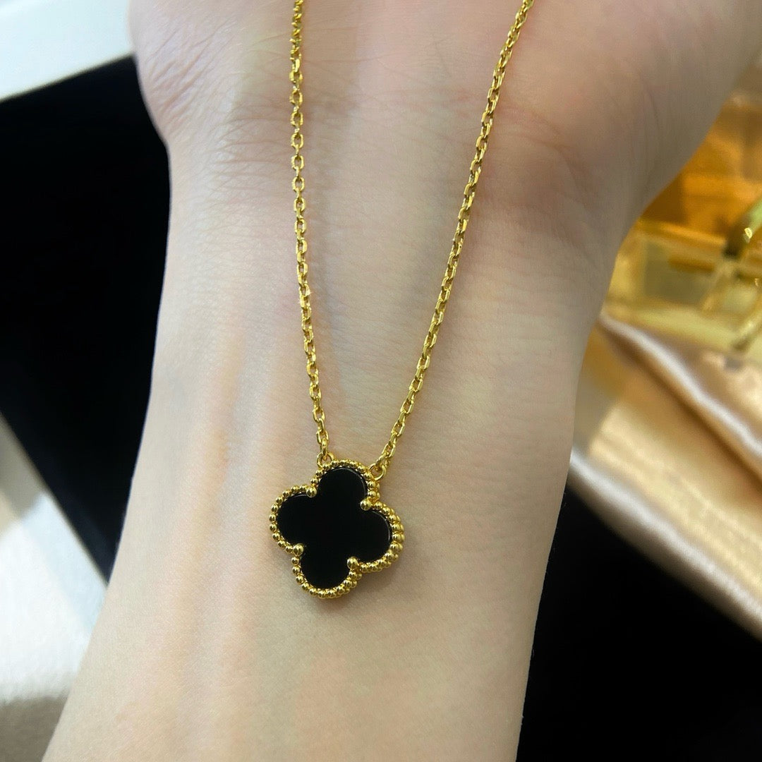 [Noble Jewelry]CLOVER 15MM BLACK ONYX SINGLE FLOWER NECKLACE