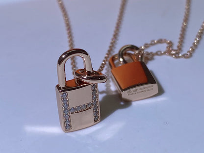 [Noble Jewelry]HM ADVANCED NICHE LOCK HEAD NECKLACE DIAMONDS