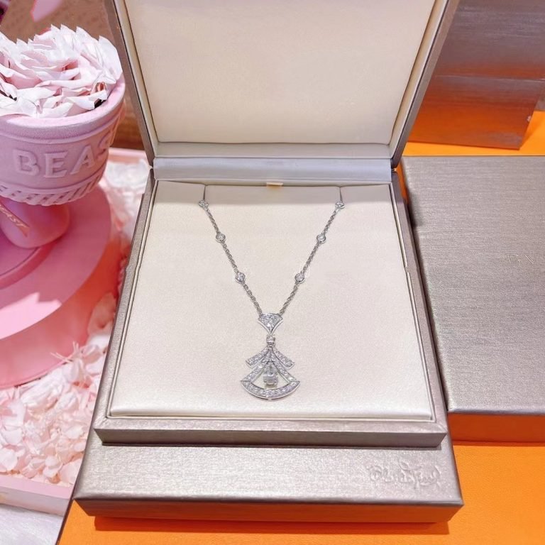 [Noble Jewelry]DREAM NECKLACE WHITE DIAMOND SILVER