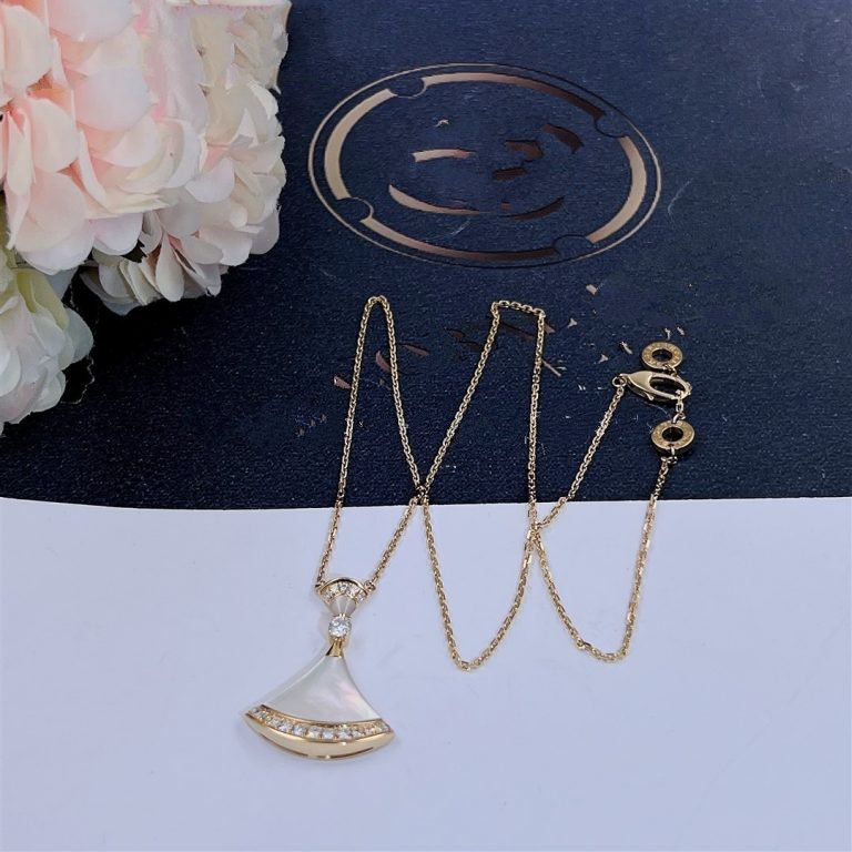 [Noble Jewelry]DREAM NECKLACE MOP GOLD DIAMOND