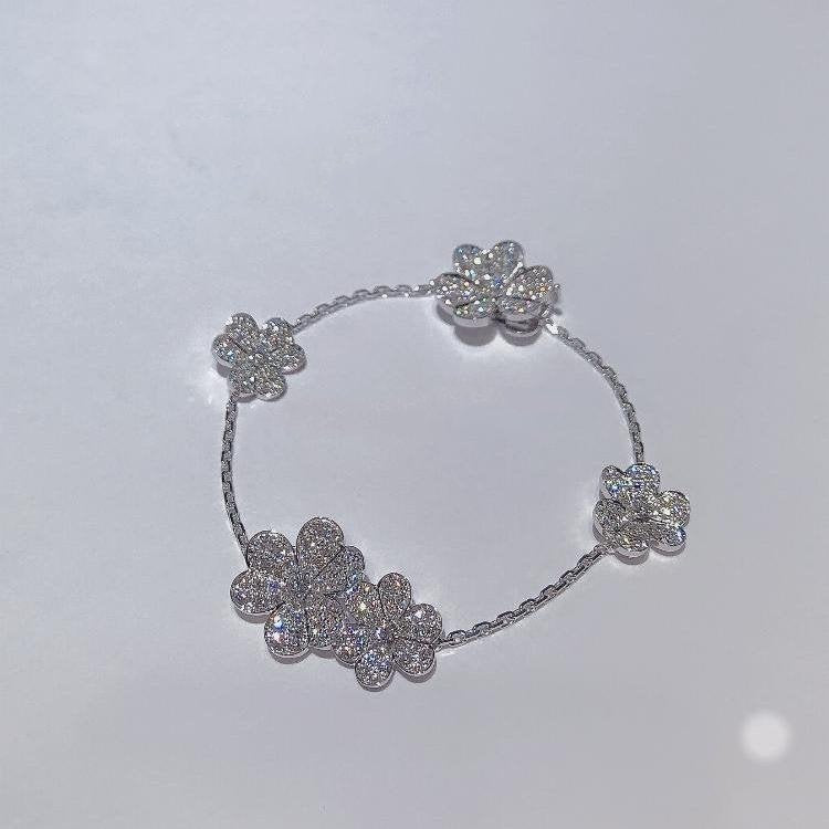 [Noble Jewelry]FRIVOLE SILVER 5 FLOWERS BRACELET