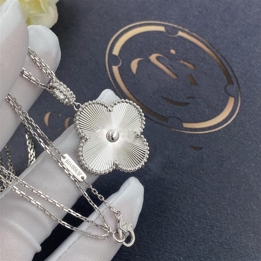 [Noble Jewelry]CLOVER 25MM SILVER BIG CLOVER NECKLACE