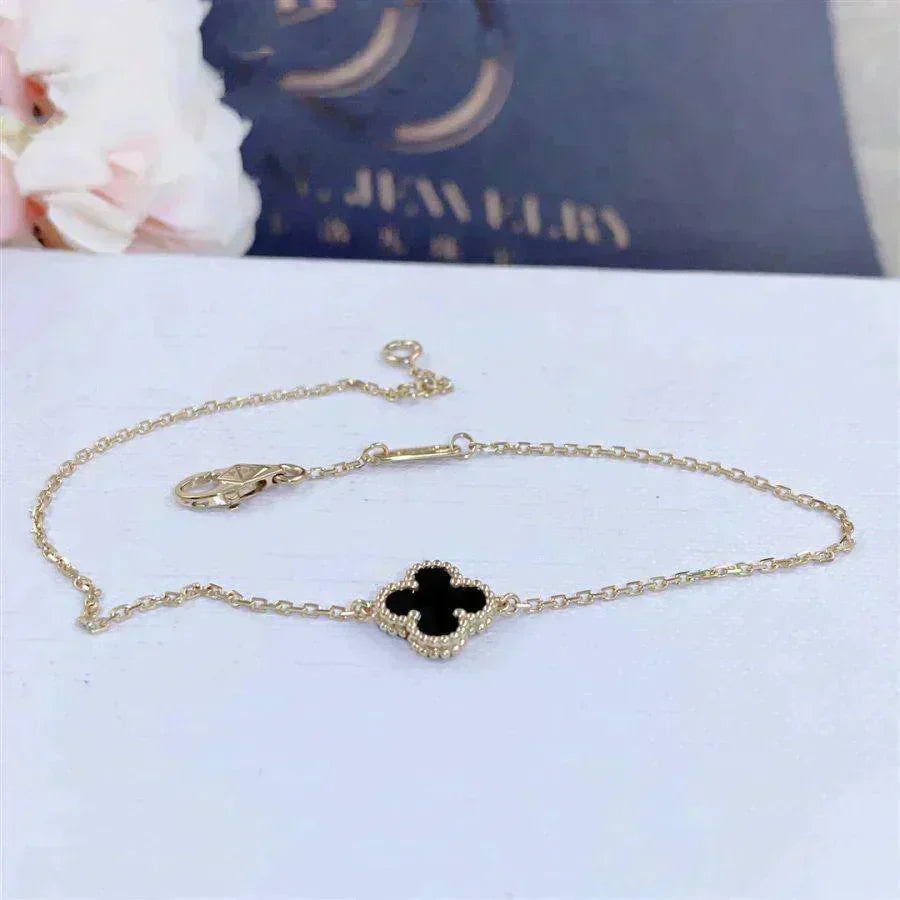 [Noble Jewelry]CLOVER ONYX SINGLE FLOWER BRACELET