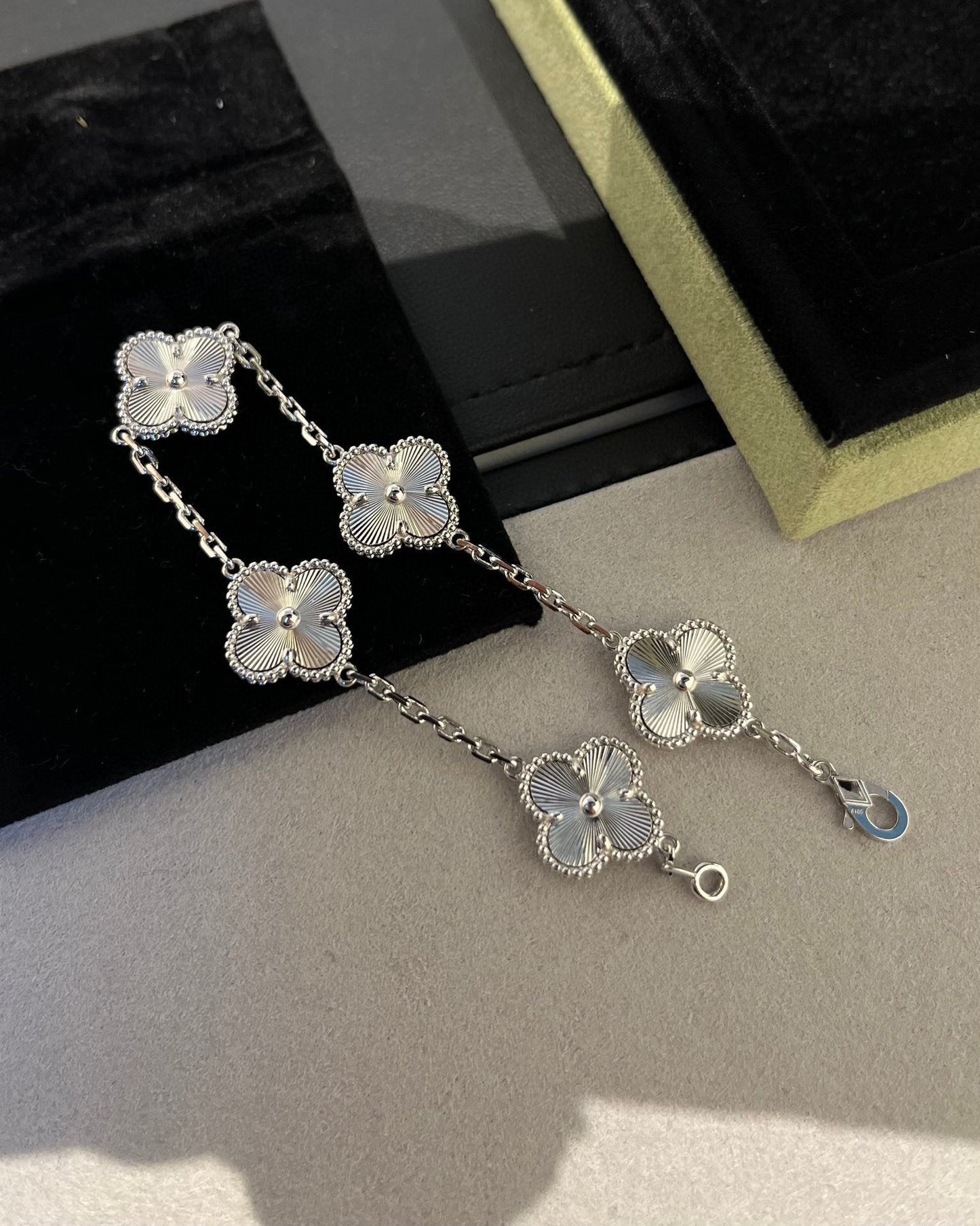 [Noble Jewelry]CLOVER SILVER 5 MOTIFS BRACELET